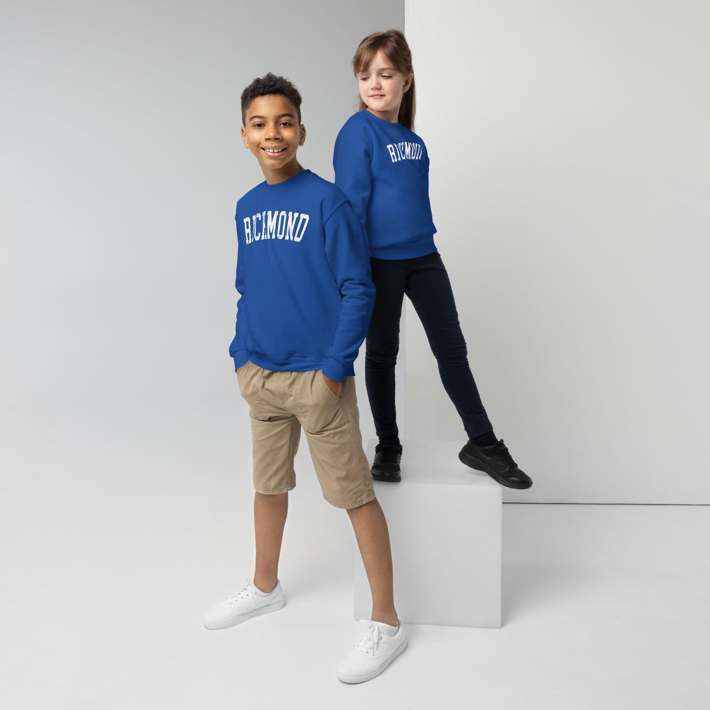 Collegiate Charm crewneck sweatshirt - youth